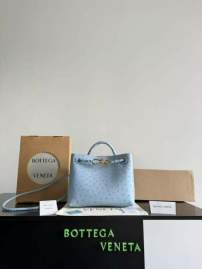 Picture of Bottega Veneta Handbags _SKUfw223582594fw